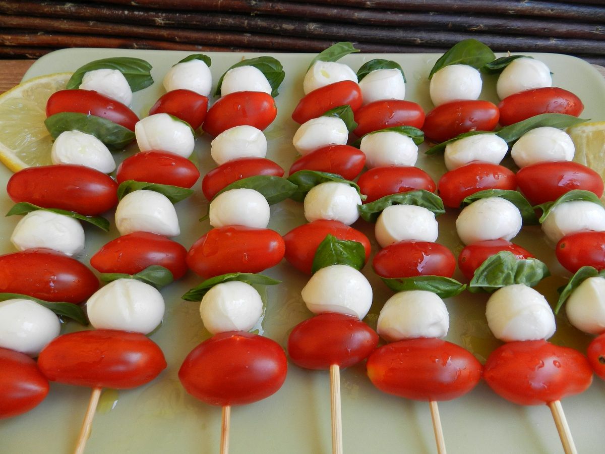 Caprese con pistacchi